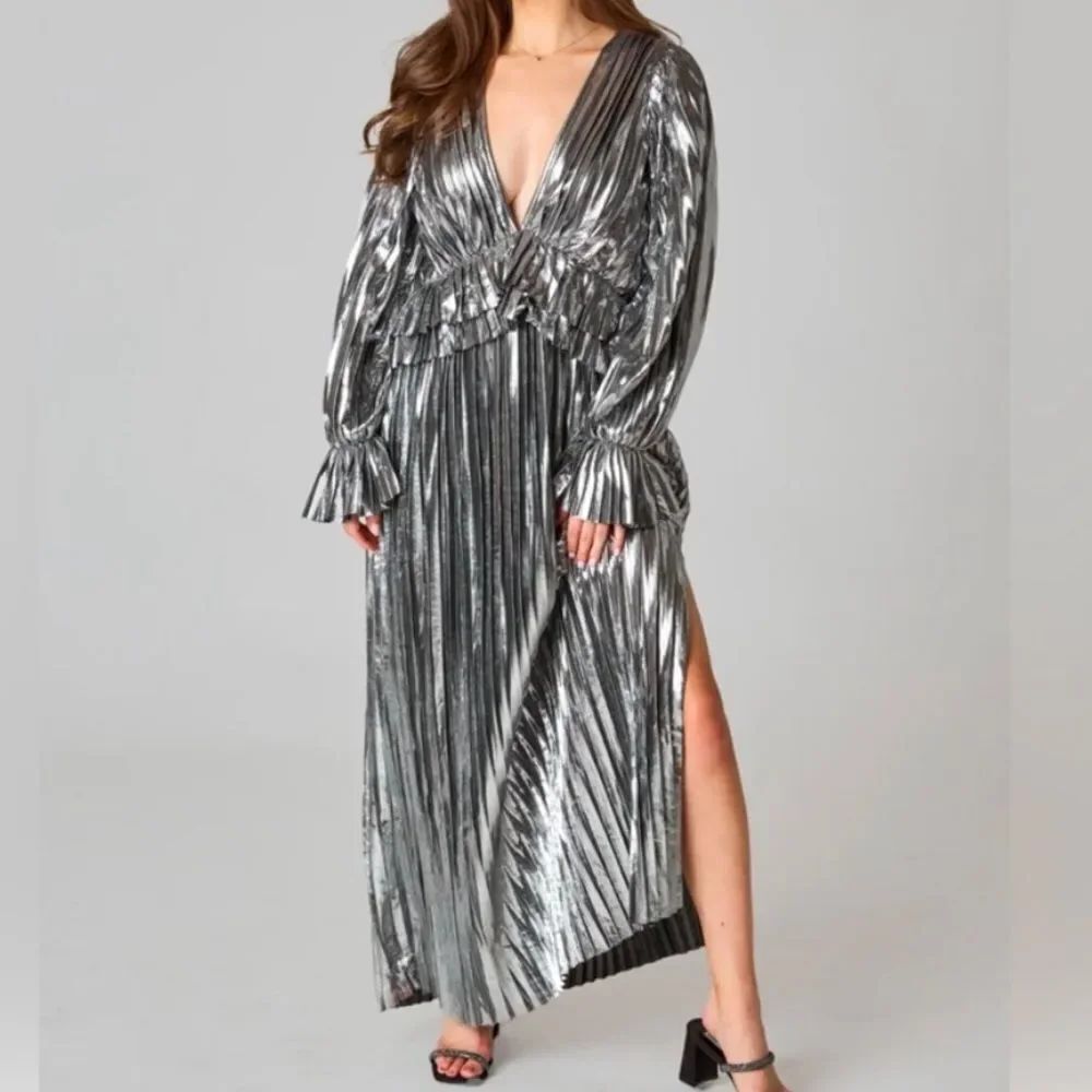 BUDDY LOVE | NEW Evie Disco Metallic Silver Maxi Dress Women’s Size Small